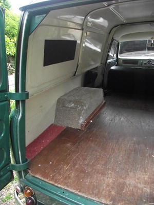 Lot 97 - 1961 Austin A55 Van