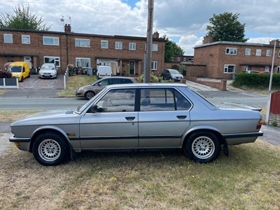 Lot 80 - 1987 BMW 520i