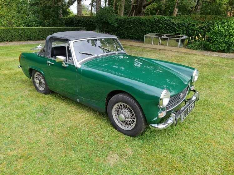 Lot 121 - 1972 MG Midget