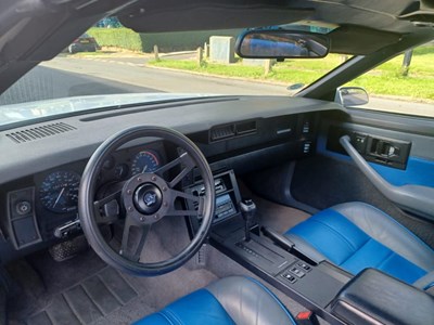 Lot 126 - 1989 Chevrolet Camaro RS Cabriolet