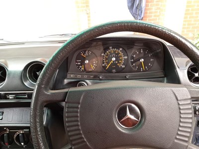 Lot 130 - 1978 Mercedes-Benz 230