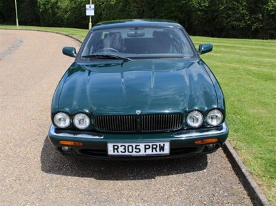 Lot 67 - 1998 Jaguar XJ Sport