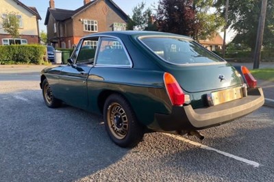 Lot 126 - 1975 MGB GT Jubilee