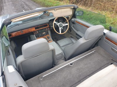 Lot 134 - 1989 Jaguar XJ-S V12 Convertible