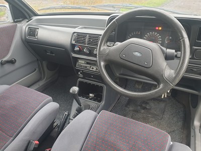 Lot 137 - 1987 Ford Escort XR3i Cabriolet