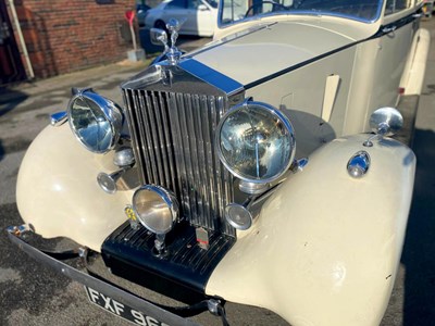 Lot 34 - 1939 Rolls-Royce Wraith Limousine by Park Ward