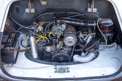 Lot 43 - 1972 Volkswagen Karmann Ghia Coupe