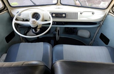 Lot 56 - 1975 Volkswagen Type 2 Kombi