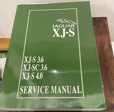 Lot 68 - 1993 Jaguar XJS Convertible