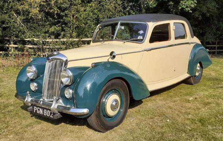 Customised Riley Rme Lot 28 - 1954 Riley RME 1.5