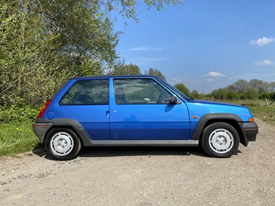 Lot 41 - 1986 Renault 5 GT Turbo Phase 1