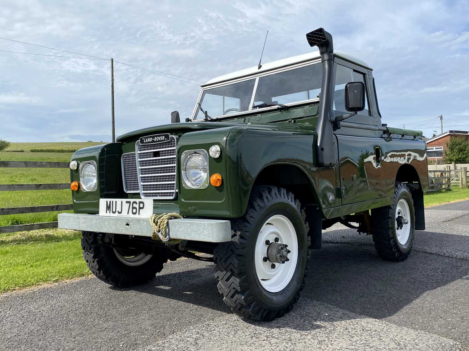 Lot 22 - 1976 Land Rover Series III Pickup