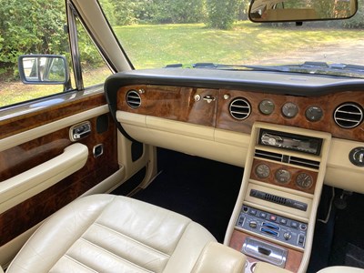 Lot 34 - 1990 Bentley Turbo R