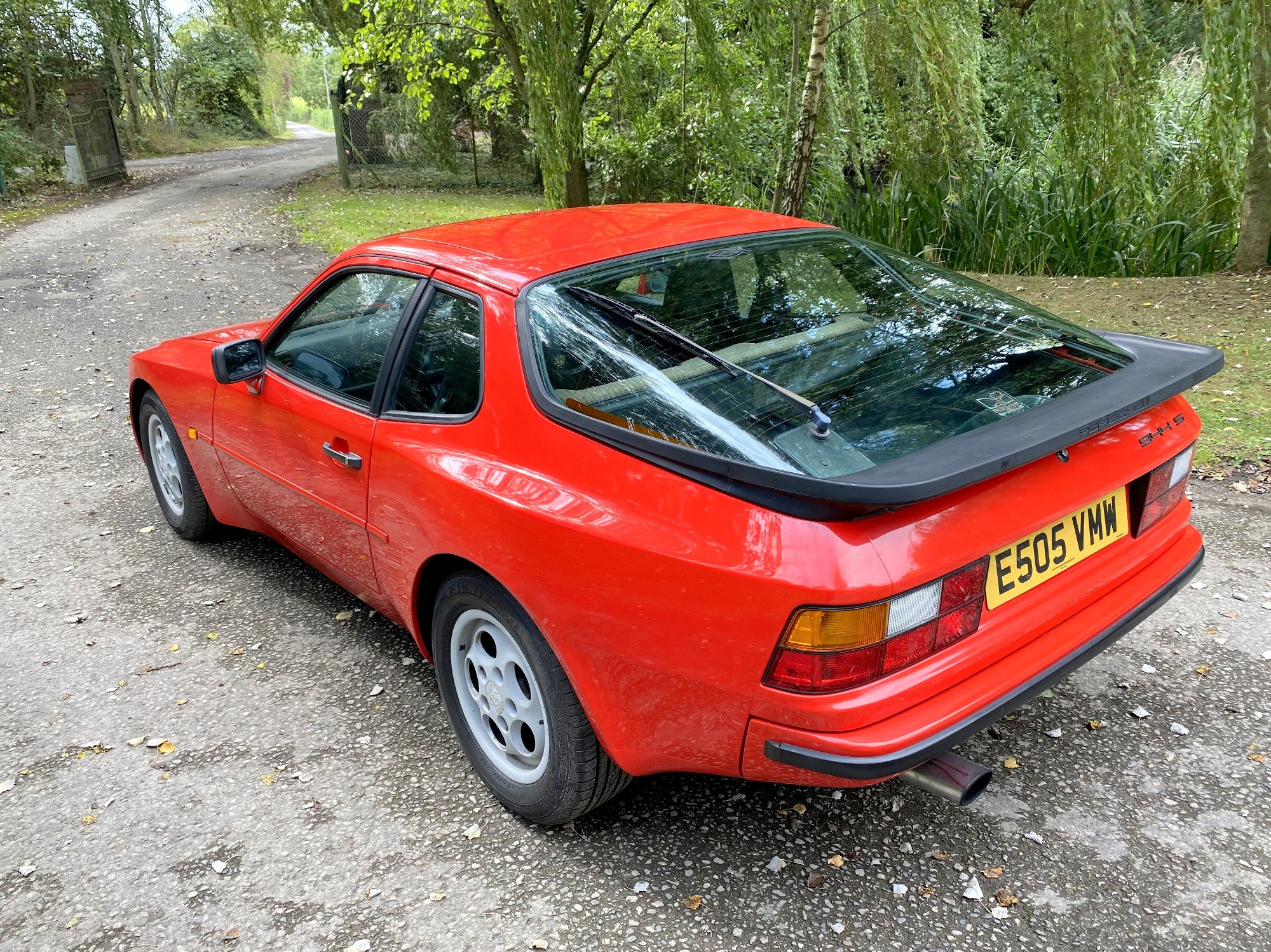 Lot 1 - 1987 Porsche 944 S