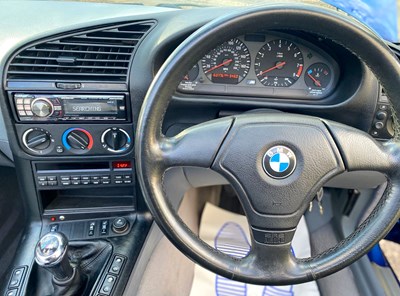 Lot 33 - 1995 BMW M3 3.0 Convertible