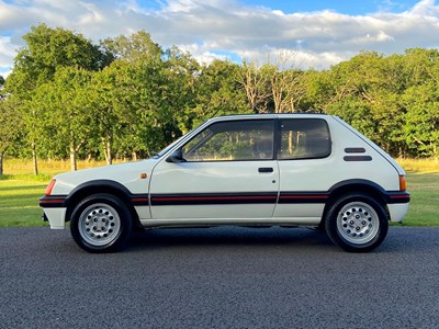 Lot 88 - 1987 Peugeot 205 GTi 1600