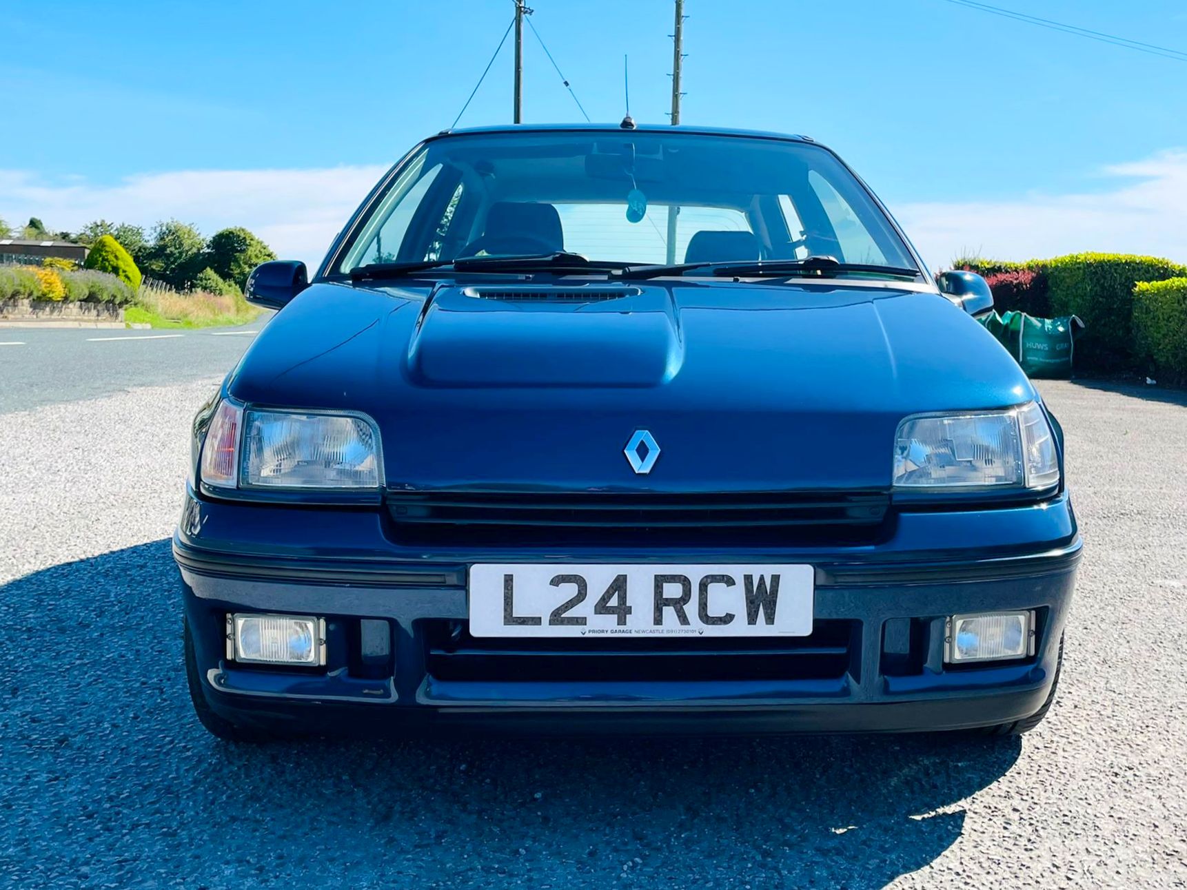 Lot 43 - 1994 Renault Clio Williams