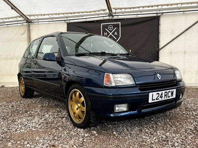 Lot 43 - 1994 Renault Clio Williams