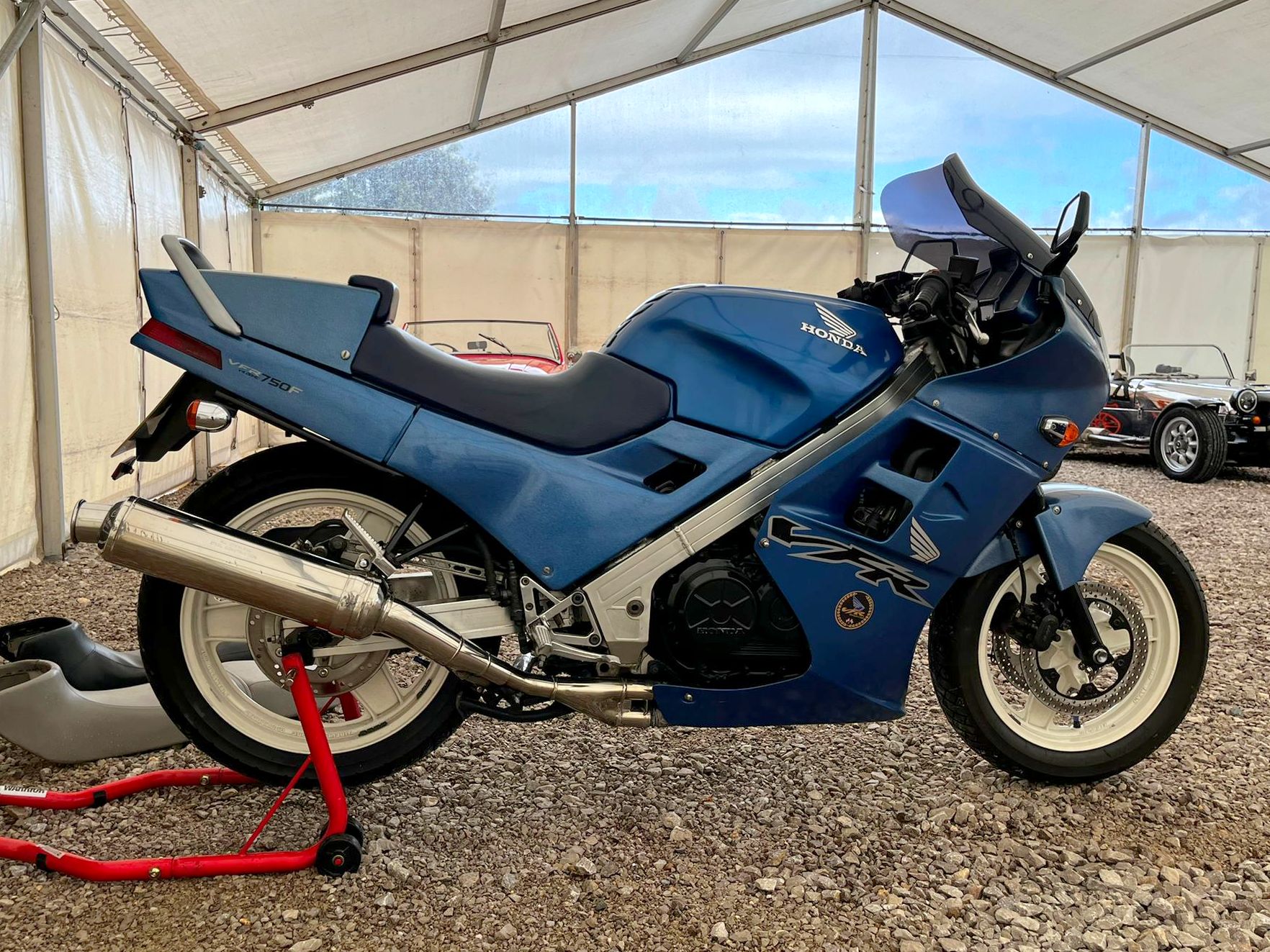 Lot 77 - 1986 Honda VFR 750 RC24