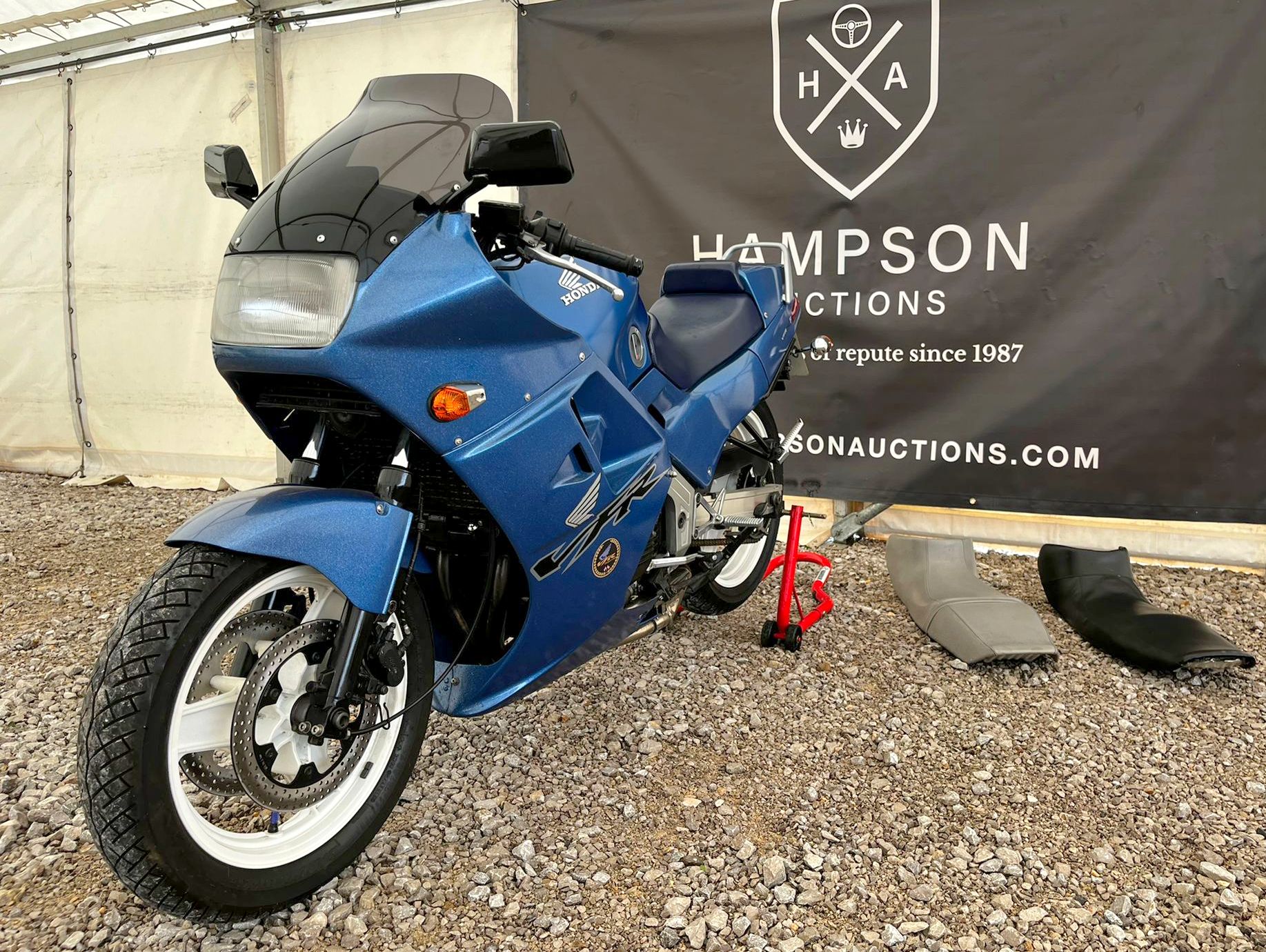 Lot 77 - 1986 Honda VFR 750 RC24