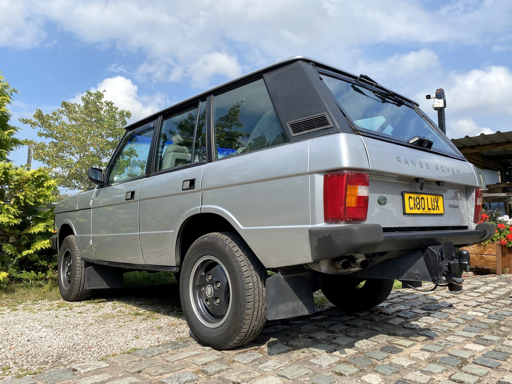 1985 Rane Rover Front Guard Lot 40 - 1985 Range Rover Vogue EFI