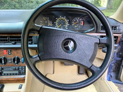 Lot 71 - 1990 Mercedes-Benz 500 SEC