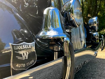 Lot 30 - 1946 Wolseley 18/85 Police Car