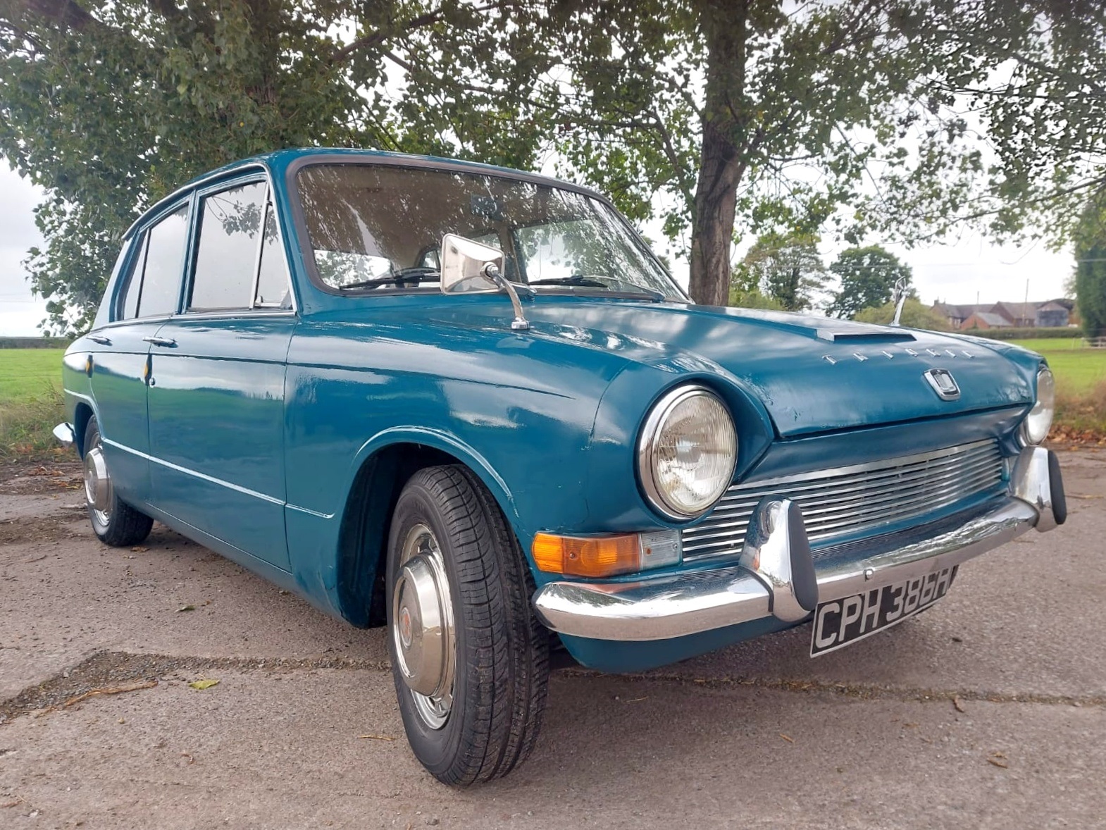Lot 80 1969 Triumph 1300 Saloon lot-80-1969-triumph-1300-saloon