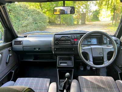 Lot 83 - 1990 Volkswagen Golf GTi