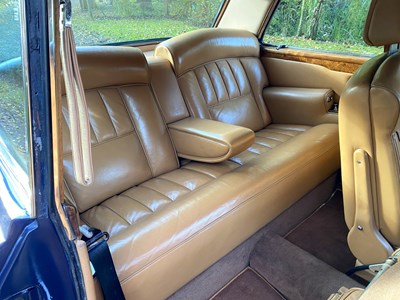 Lot 59 - 1971 Rolls-Royce Corniche Saloon