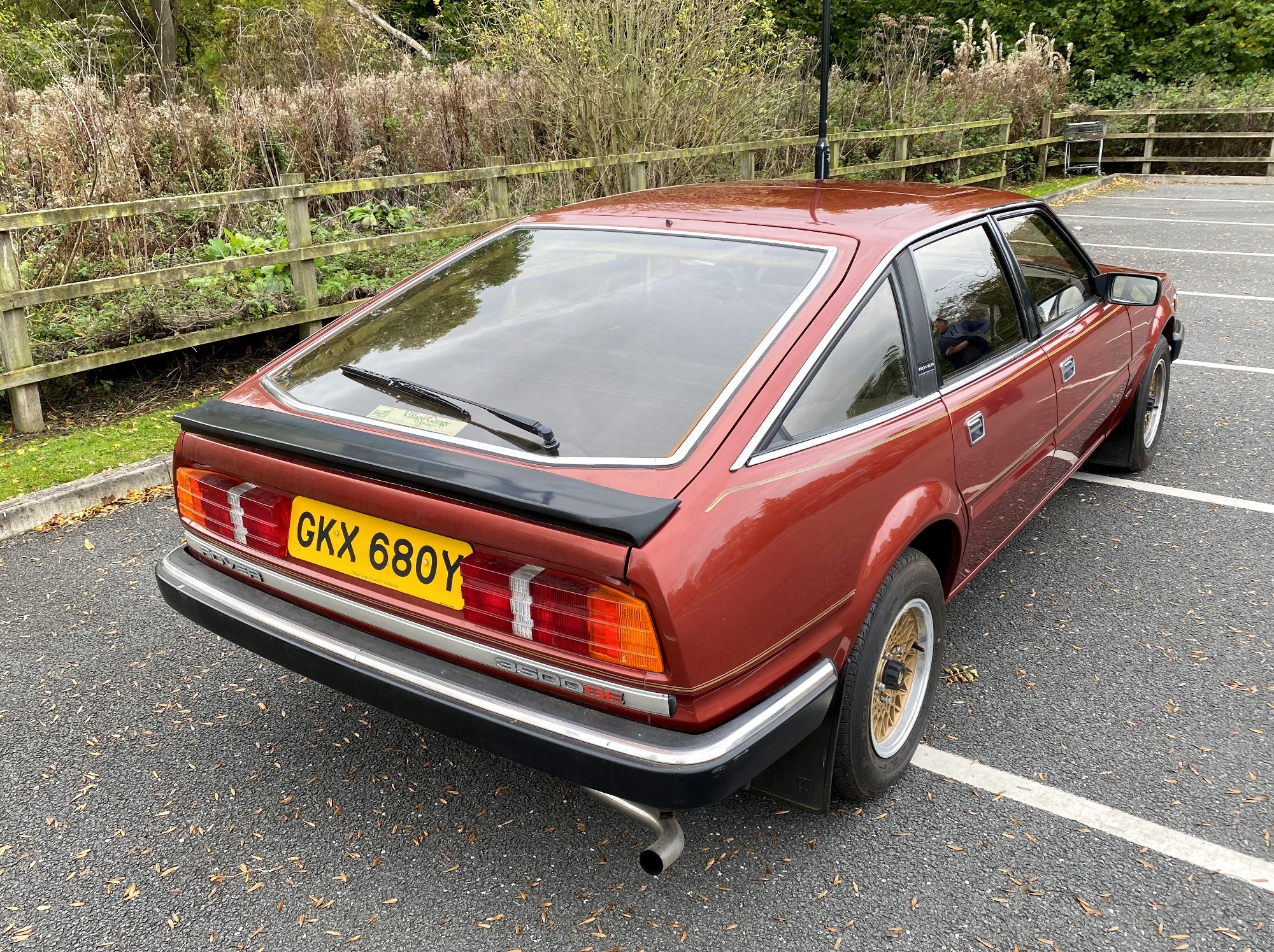 Sd1 Window Lot 43 - 1982 Rover SD1 3500 SE