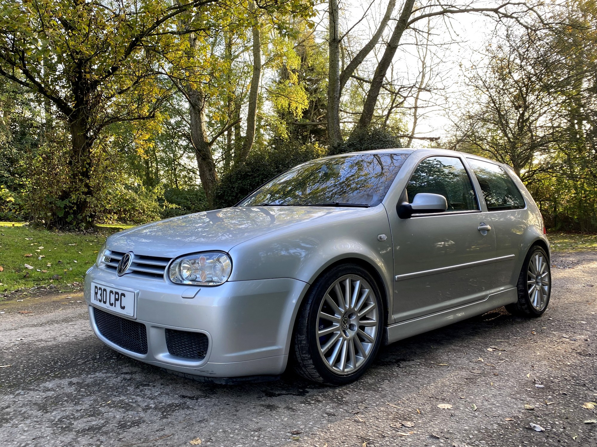 Lot 38 - 2003 Volkswagen Golf R32