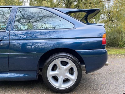 Lot 30 - 1995 Ford Escort RS Cosworth LUX