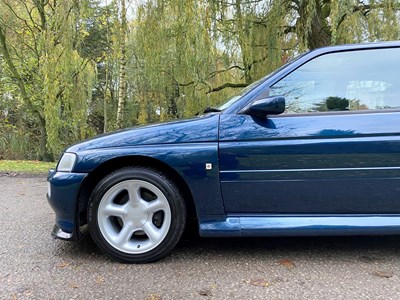 Lot 30 - 1995 Ford Escort RS Cosworth LUX