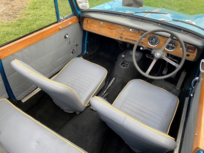 Lot 39 - 1962 Triumph Herald 1200 Convertible