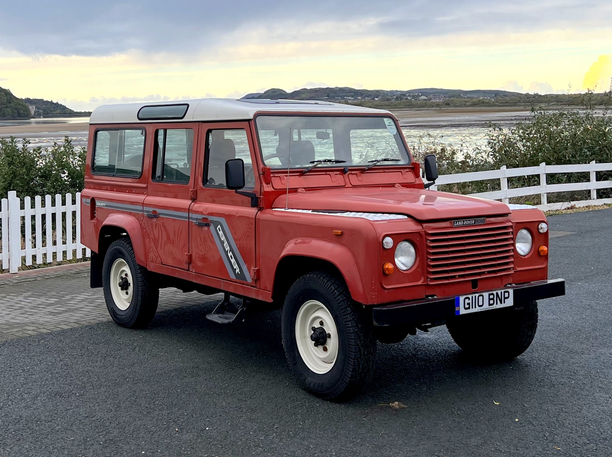 Lot 55 - 1989 Land Rover 110 County Station Wagon