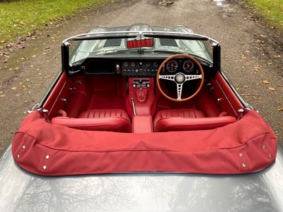 Lot 60 - 1967 Jaguar E-Type 4.2 Roadster