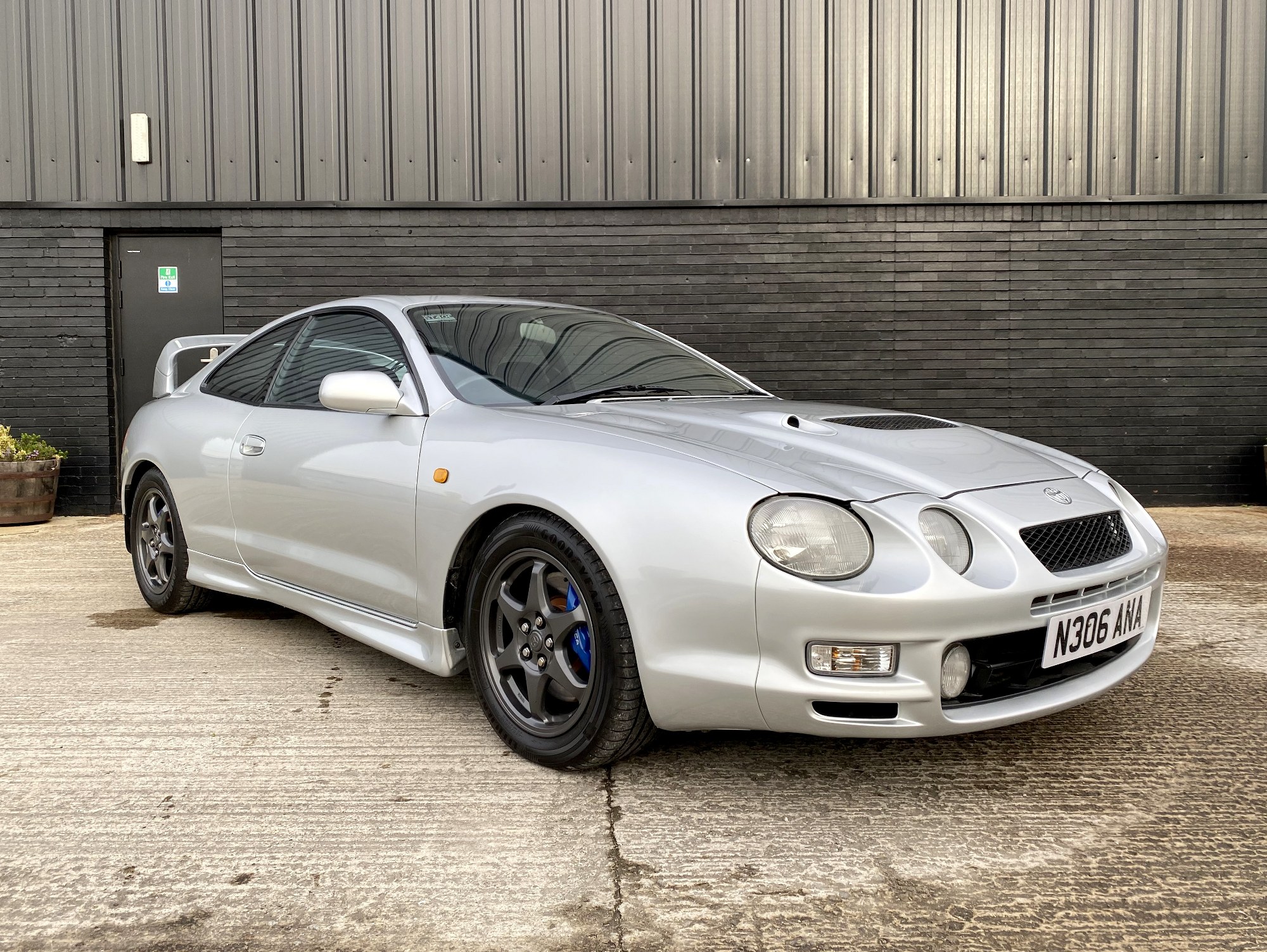 Lot 26 - 1996 Toyota Celica GT4 ST205