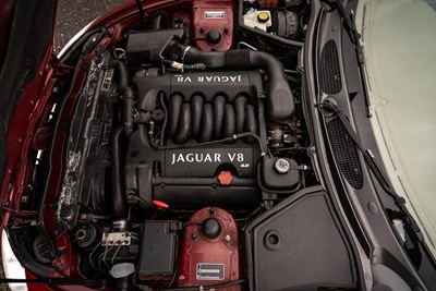 Lot 69 - 1999 Jaguar XK8 4.0