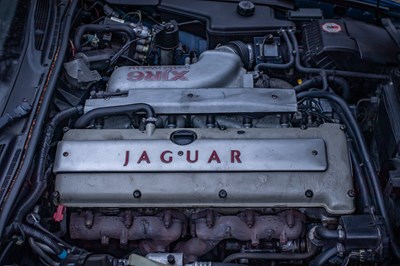 Lot 81 - 1996 Jaguar XJR 4.0