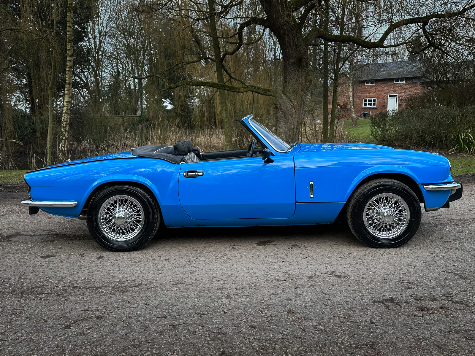 Purchase Triumph Spitfire Black Tonneau Cover In Pittsford, New York - Foto 9