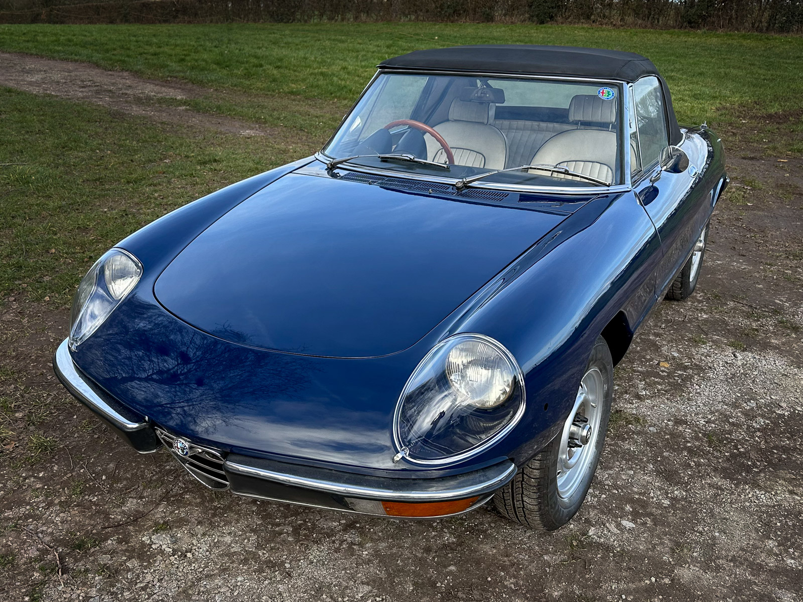 Lot 55 - 1972 Alfa Romeo 2000 Spider Veloce