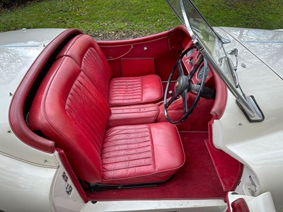 Lot 59 - 1956 Jaguar XK140 SE Roadster