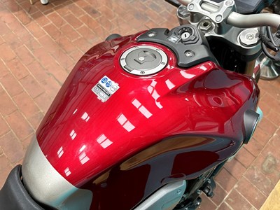 Lot 38 - 2018 Honda CB1000R