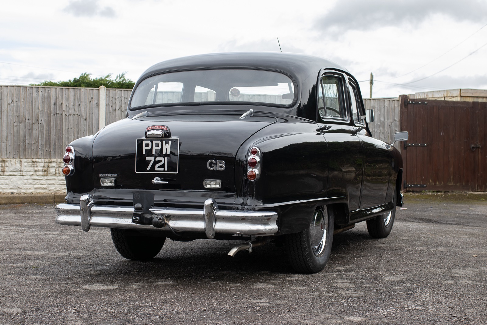 Lot 41 - 1954 Standard Vanguard Phase II